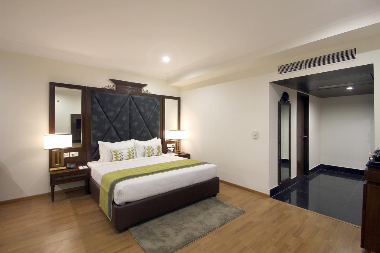 Hotel Comfotel Хидерабад Екстериор снимка