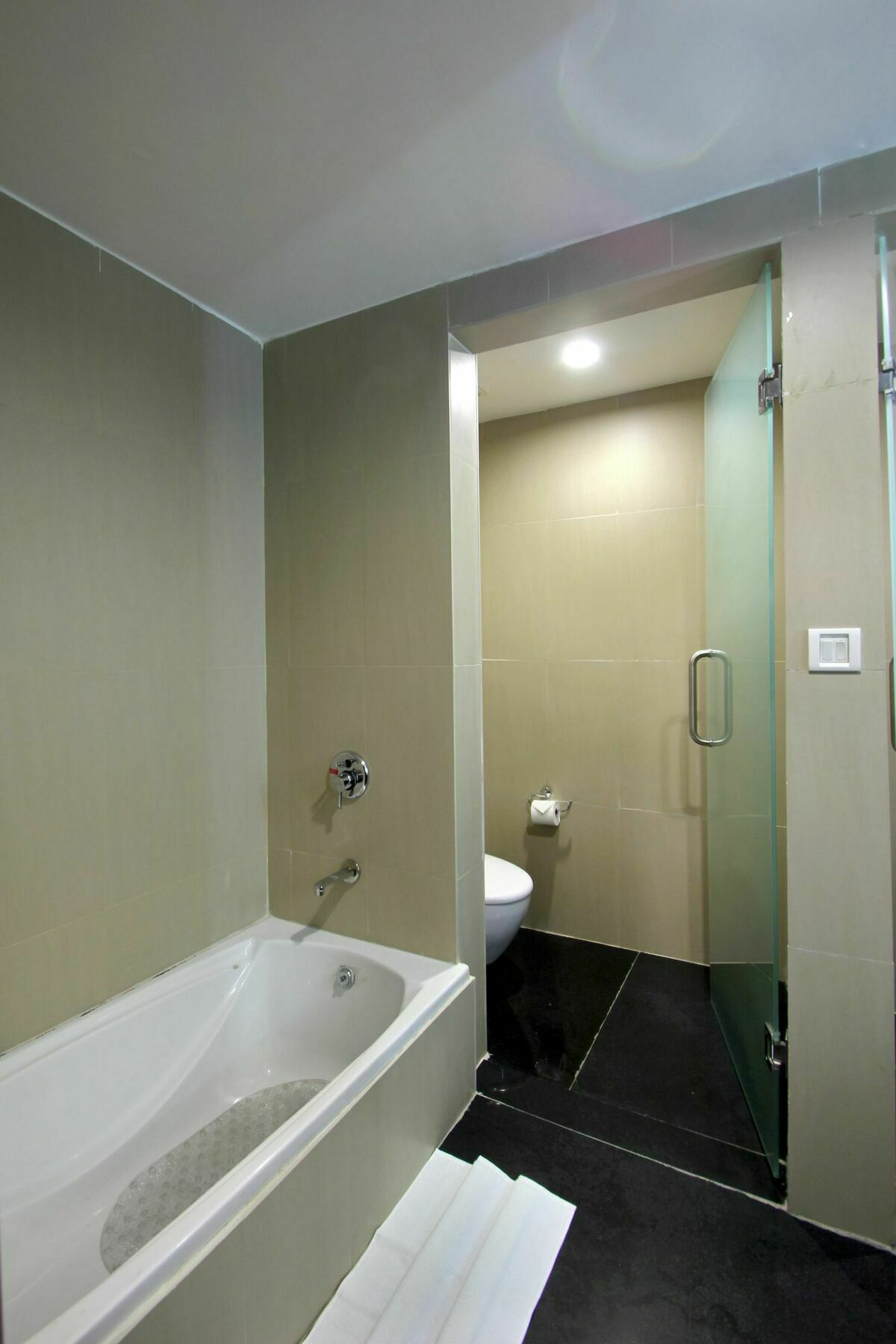 Hotel Comfotel Хидерабад Екстериор снимка