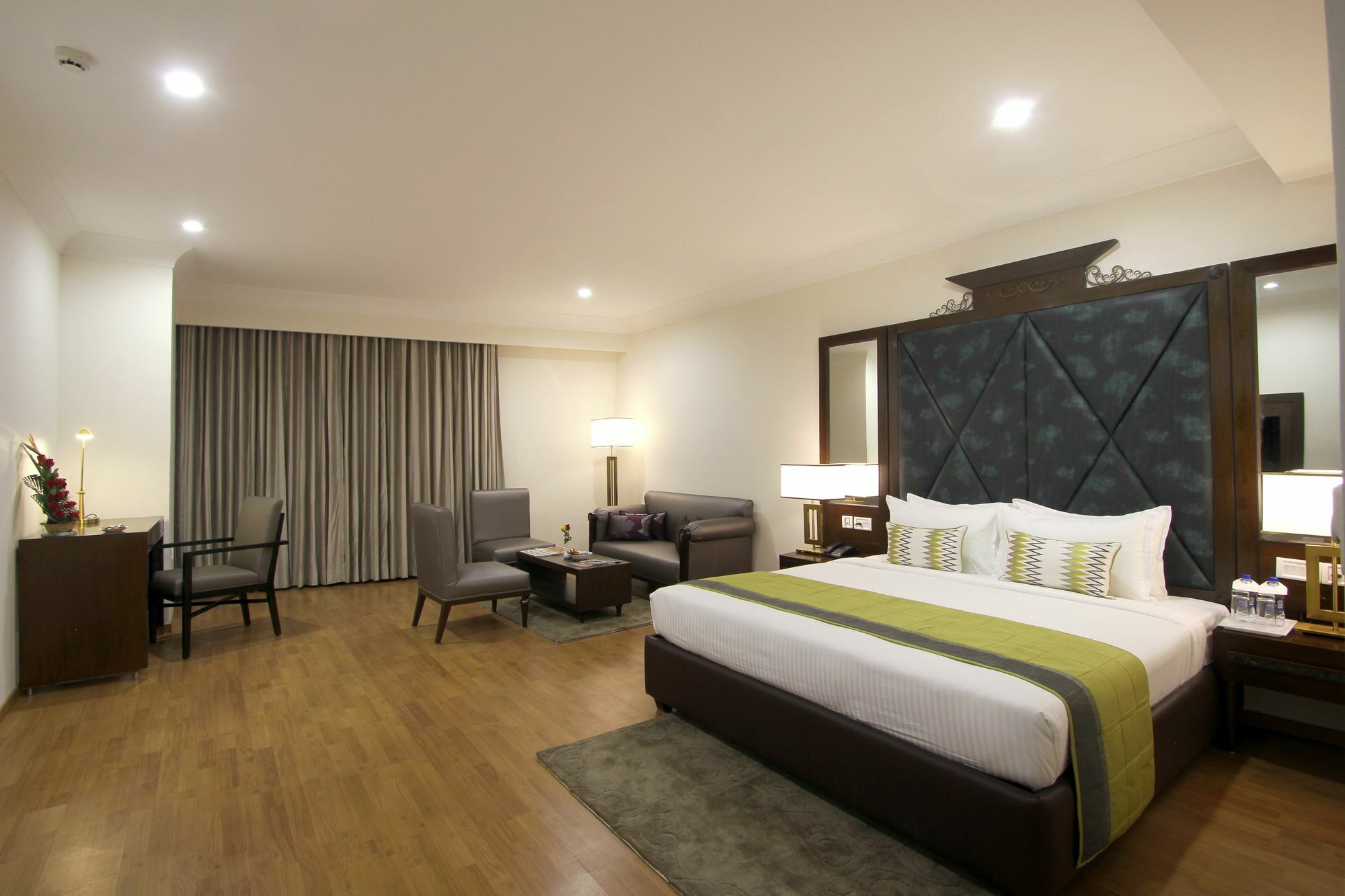 Hotel Comfotel Хидерабад Екстериор снимка